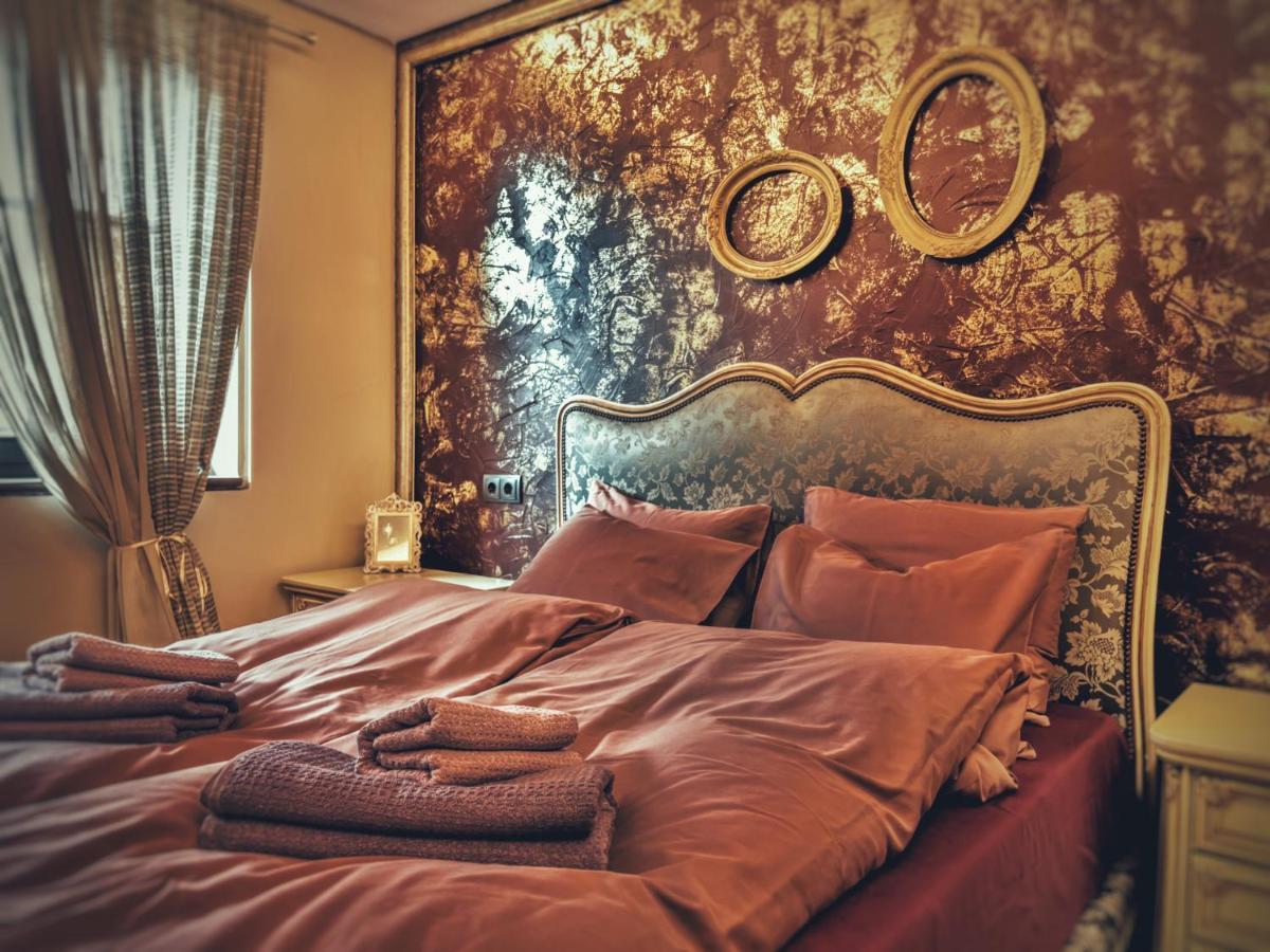 Тhe Bohemian Lodge-Entire House With Sauna Veliko Tarnovo Ngoại thất bức ảnh