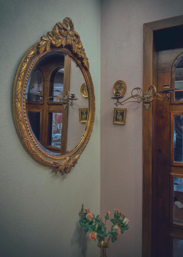 Тhe Bohemian Lodge-Entire House With Sauna Veliko Tarnovo Ngoại thất bức ảnh