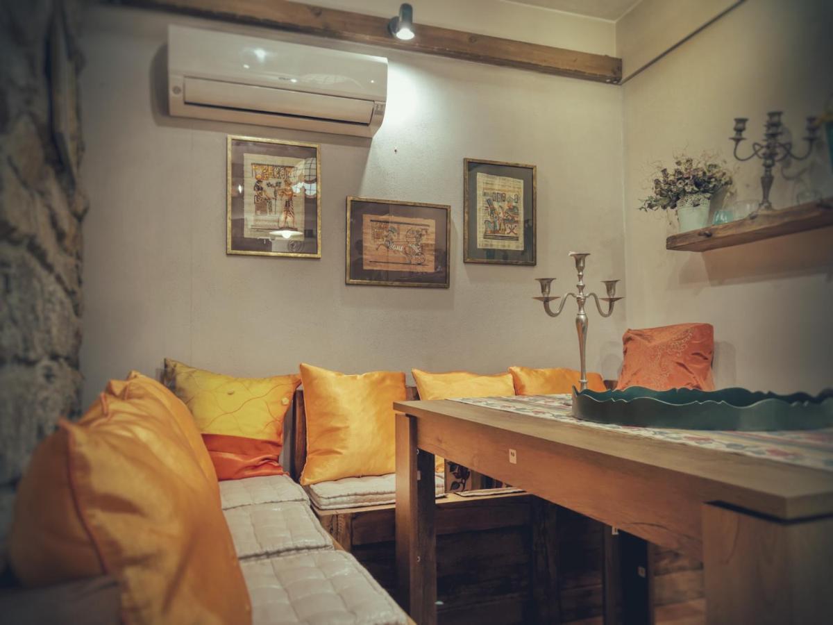 Тhe Bohemian Lodge-Entire House With Sauna Veliko Tarnovo Ngoại thất bức ảnh