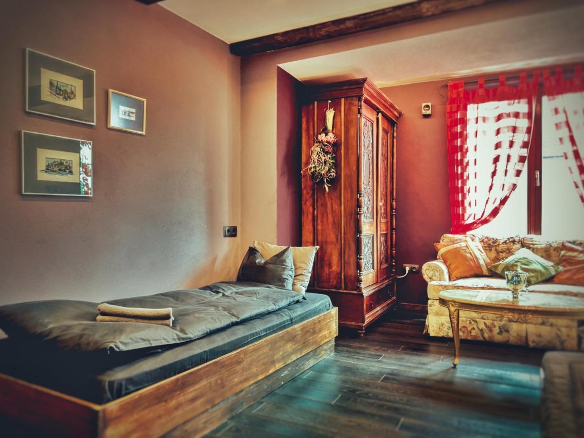 Тhe Bohemian Lodge-Entire House With Sauna Veliko Tarnovo Ngoại thất bức ảnh