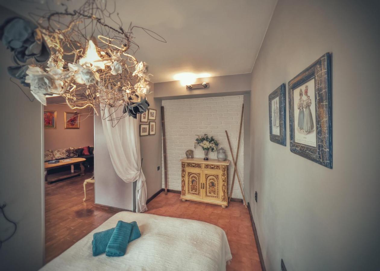 Тhe Bohemian Lodge-Entire House With Sauna Veliko Tarnovo Ngoại thất bức ảnh